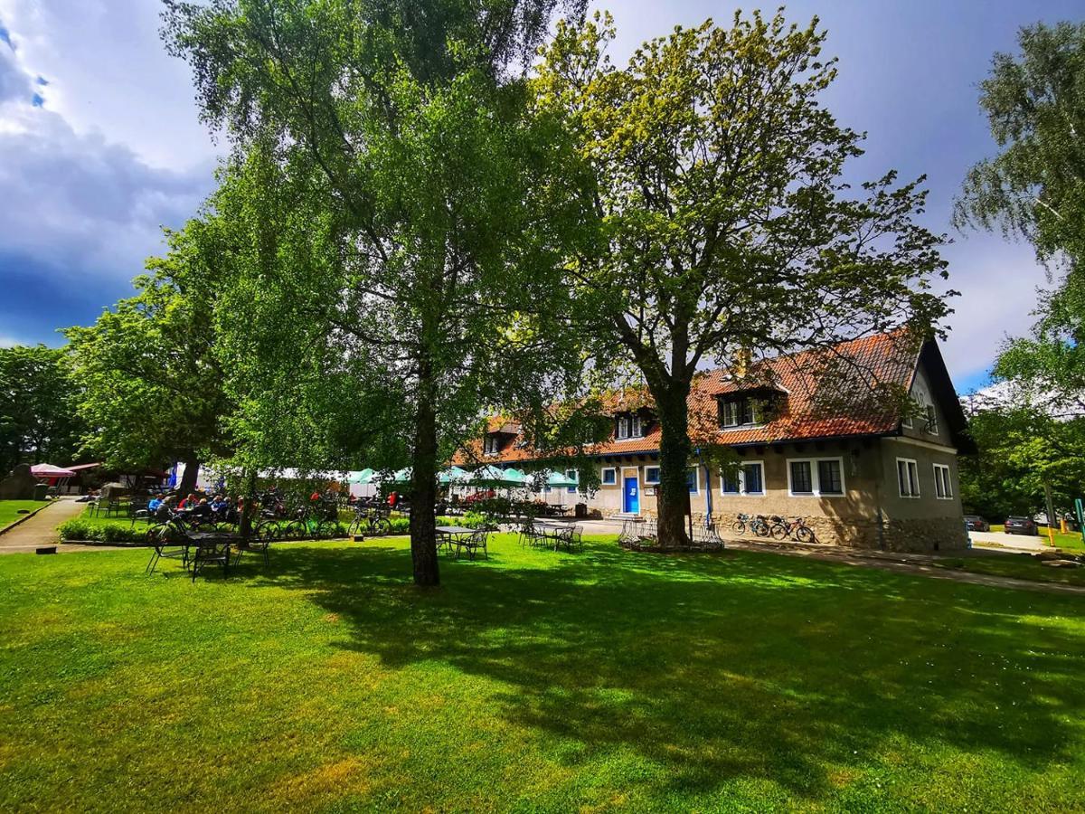 Penzion Landstejnsky Dvur Slavonice Exterior photo